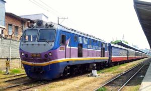 Train hanoi to halong bay